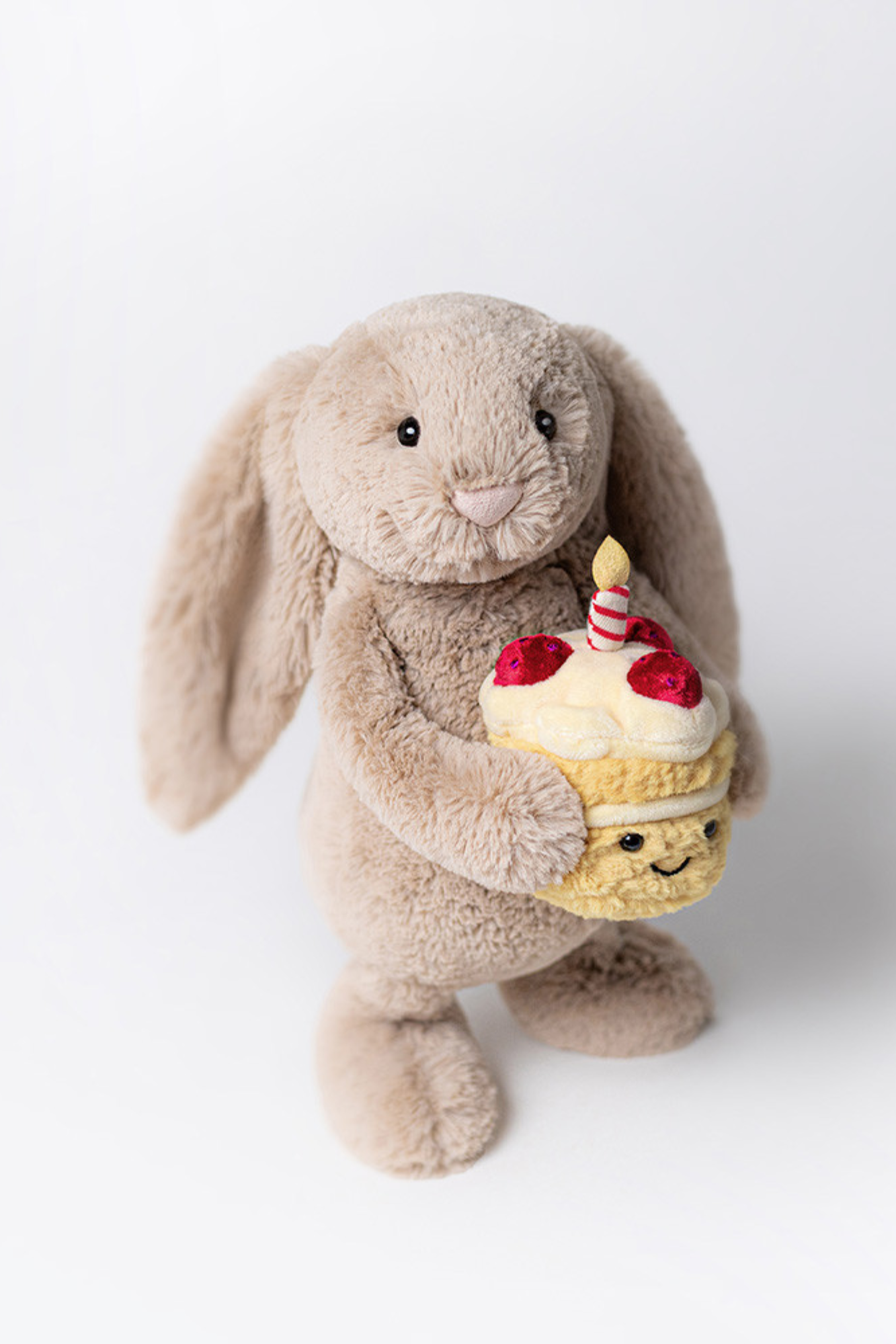 Jellycat Bashful Beige Bunny Birthday