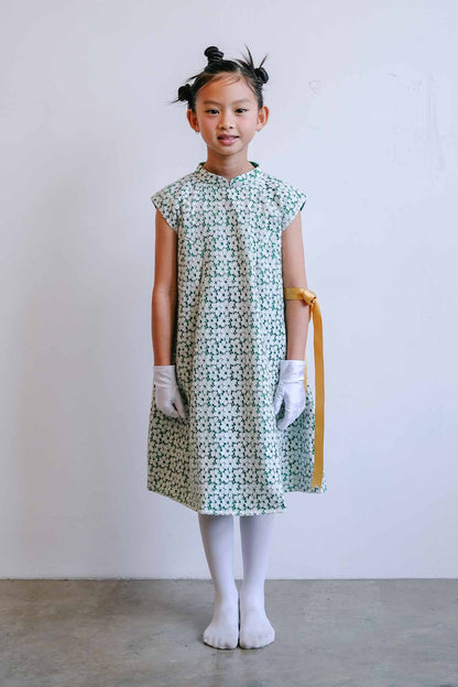 Pomelo Lace Cate Cheongsam